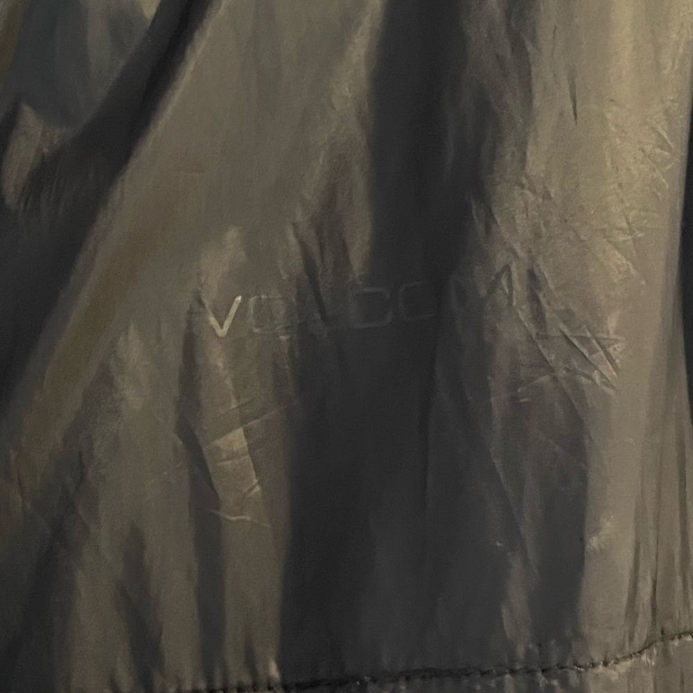 Women's Volcom Black Puffer Jacket - Picture 5 of 7